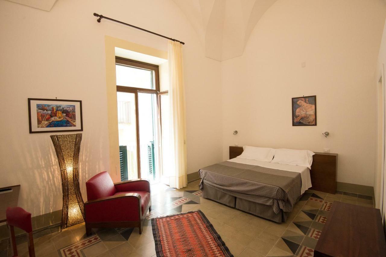 Fanfulla Rooms Town House Lecce Exteriör bild